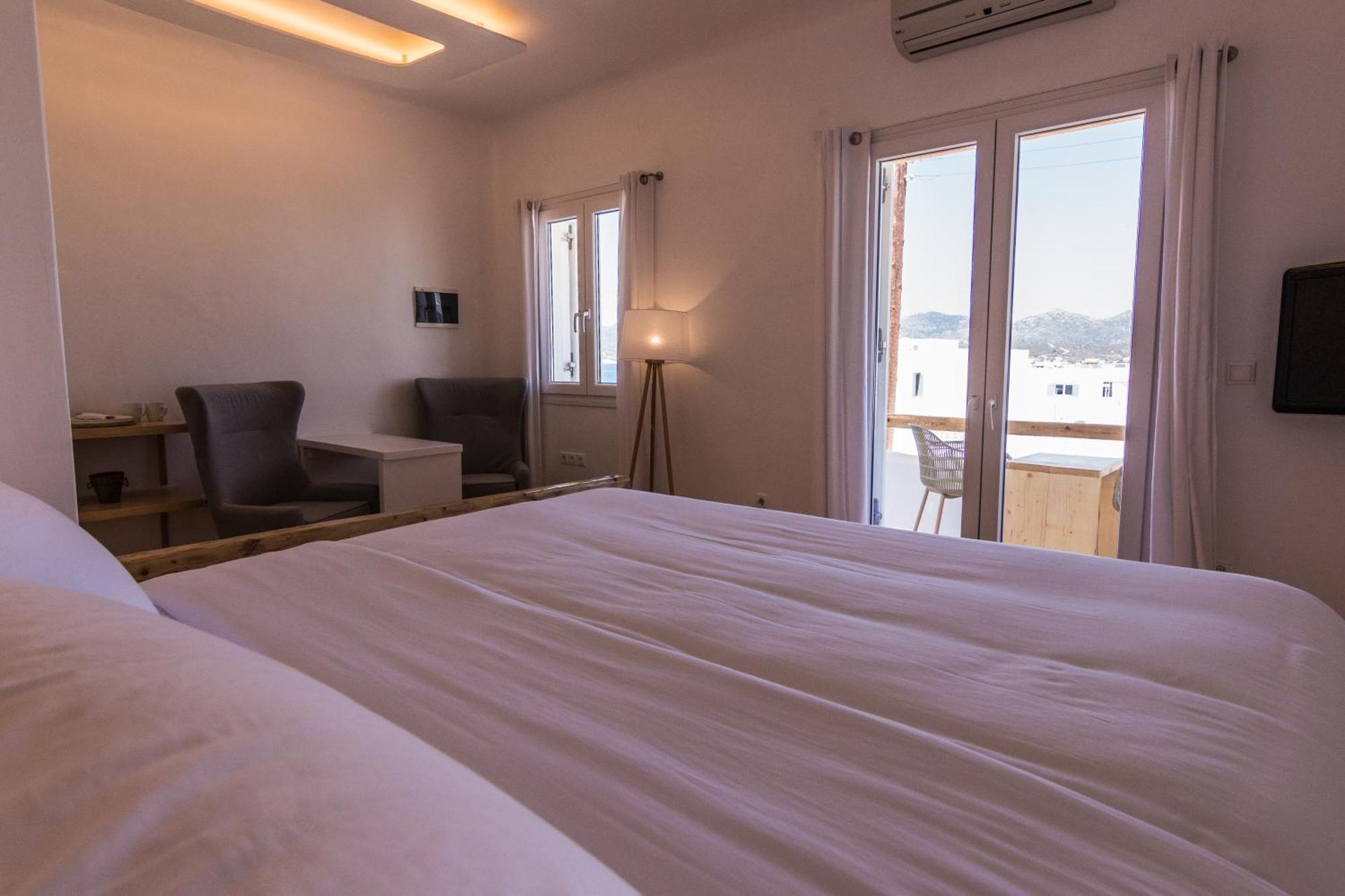 Salt Suites Milos 폴로니아 외부 사진