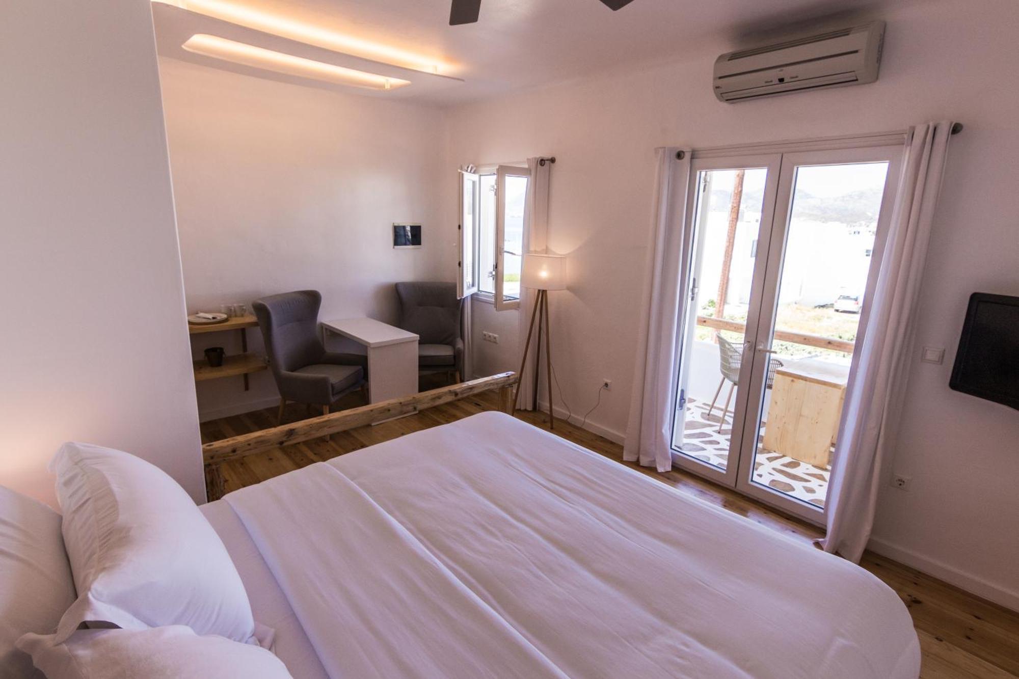 Salt Suites Milos 폴로니아 외부 사진